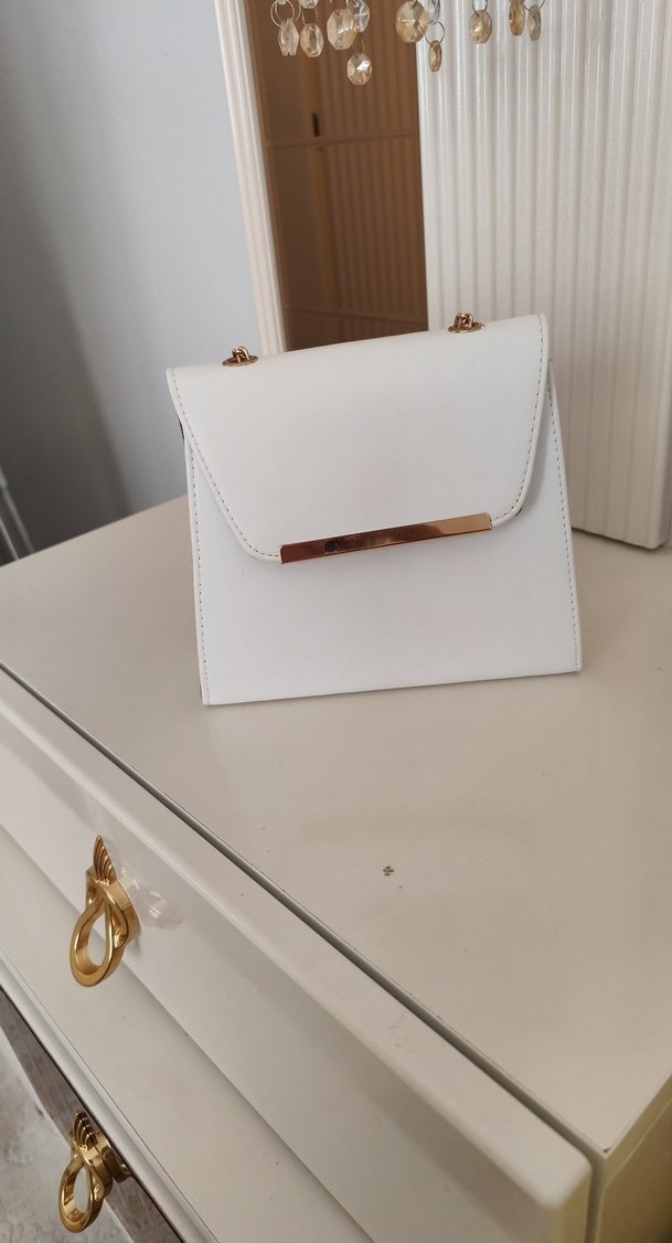 Beyaz Deri Klasik Kadın Çanta - Görsel 2