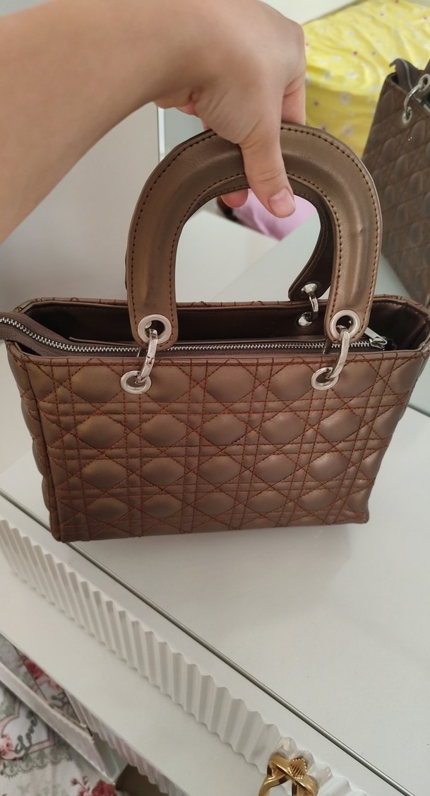 Klasik Tarzda Kahverengi Deri Kadın Çanta - Görsel 4