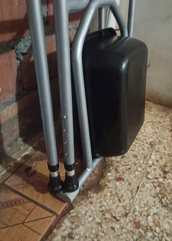 Gri Metal Yüksek Sandalye - Görsel 2