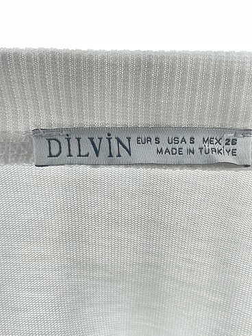 s Beden beyaz Renk Dilvin T-shirt %70 İndirimli.