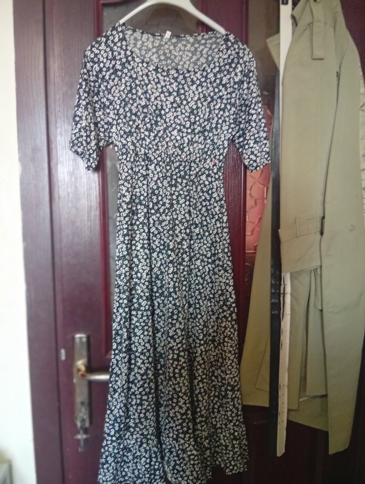 Siyah Desenli Uzun elbises - Görsel 3