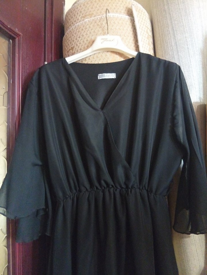 Siyah V Yaka Uzun Kadın Elbise - Görsel 4