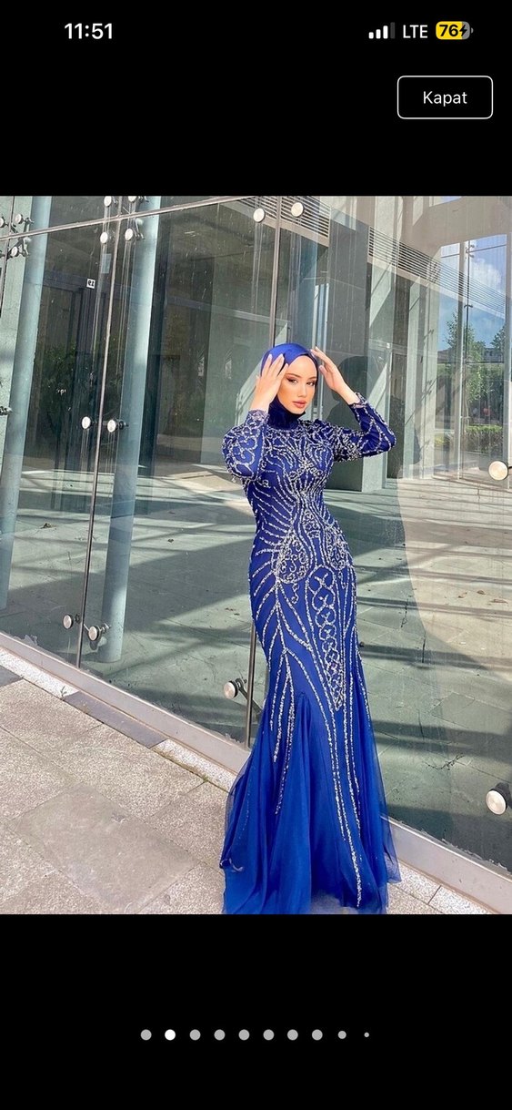 Lacivert taş işlemeli balık model tesettür abiye - Görsel 5
