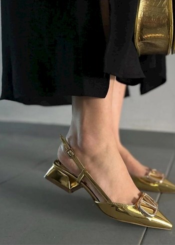 Gold kısa topuklu babet - Görsel 4