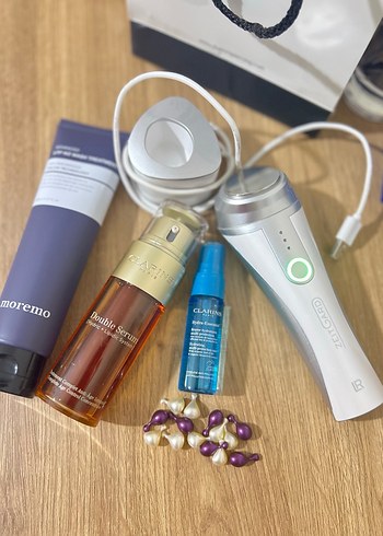 Özel kişisel bakım seti - cihaz serum - Görsel 2
