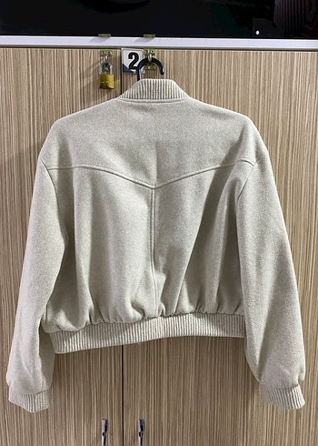 m Beden Bej Düğmeli Kadın Bomber Ceket