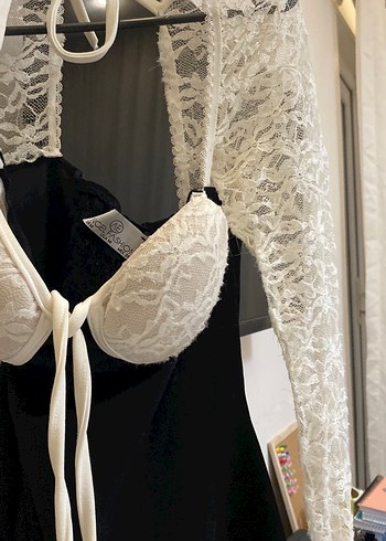 Fashion Angel Beyaz Dantelli Straplez elbise