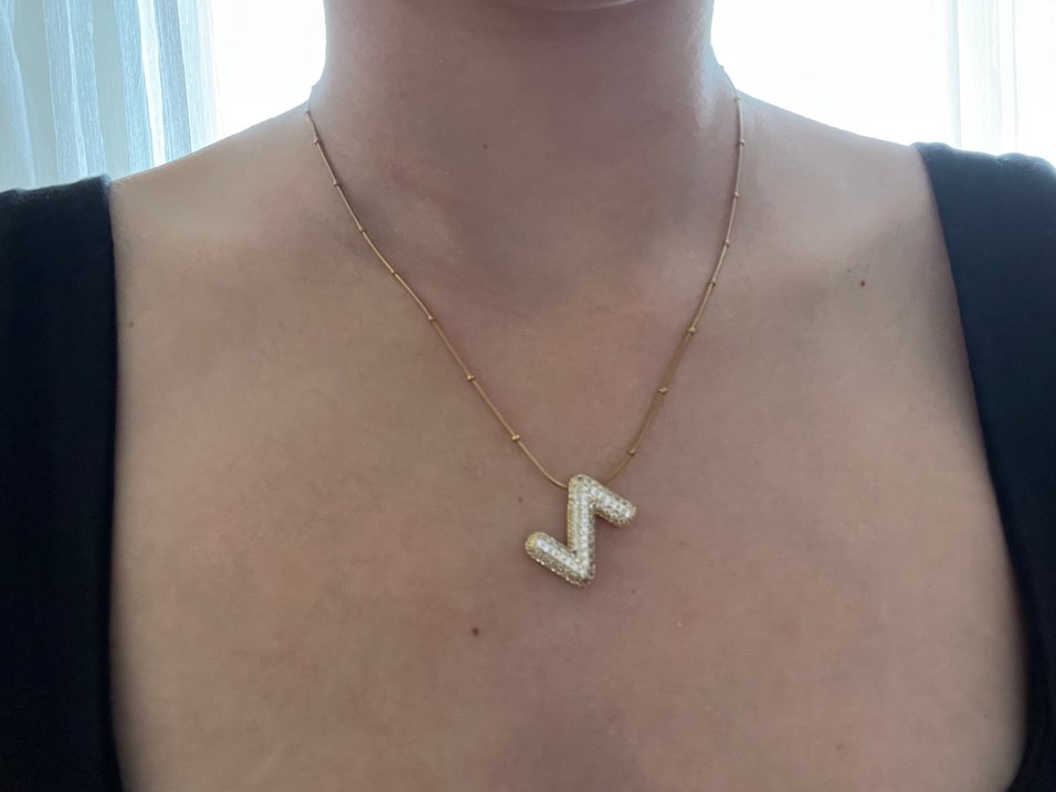 Altın Renk Zincirli Z Harfi Kolye - Görsel 2