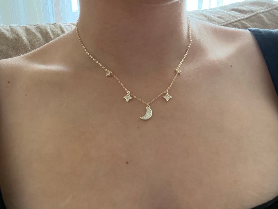 Altın Renk Zincir Detaylı Minimalist Kolye - Görsel 2