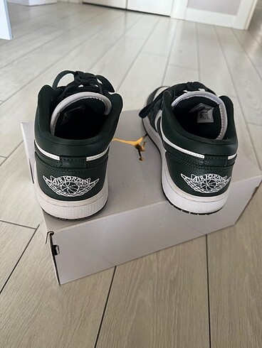 38,5 Beden Nike Air Jordan 1 Low Sneaker