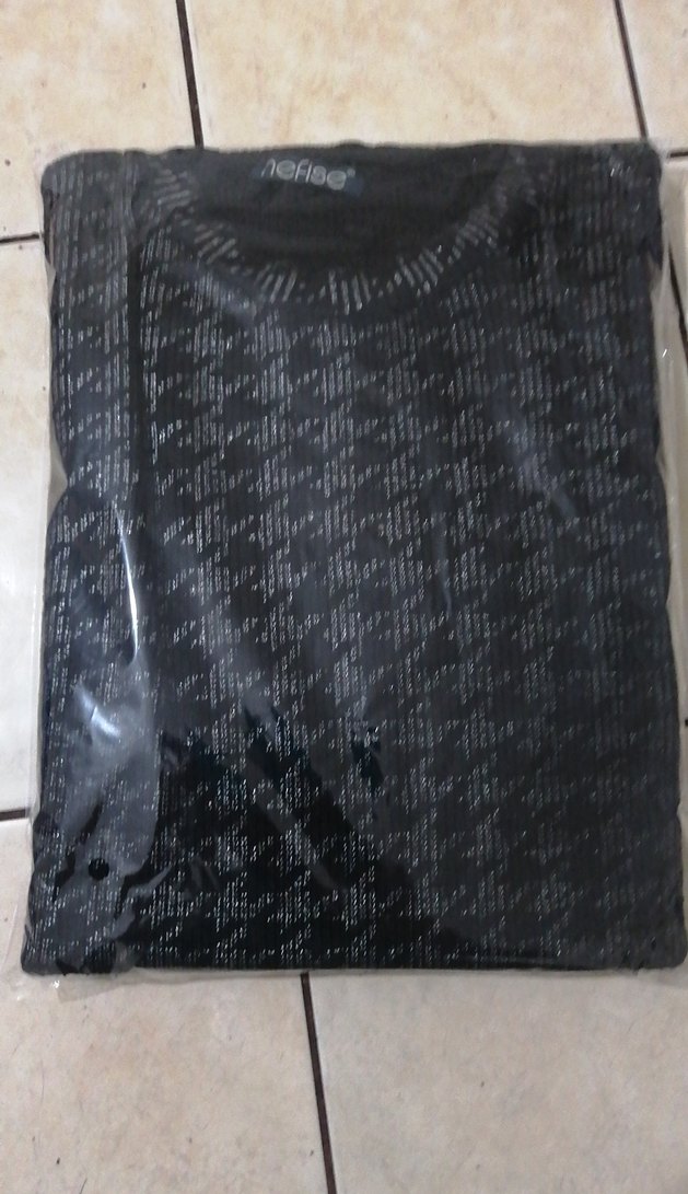 Siyah Örme Kadın Kısa Kollu Kazak - Görsel 3