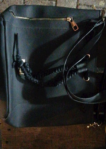 Siyah Deri Fermuarlı Biker Kadın Çanta - Görsel 2