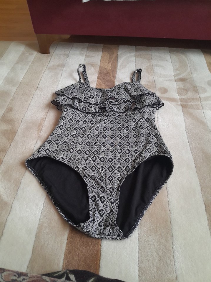 Gri Desenli Fırfırlı Askılı Kadın Mayo - Görsel 2