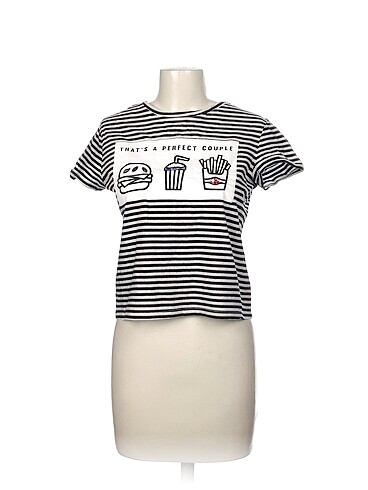 Diğer T-shirt %70 İndirimli.
