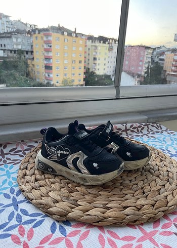 Siyah Yılan Desenli Kız Çocuk Spor Ayakkabı - Görsel 2