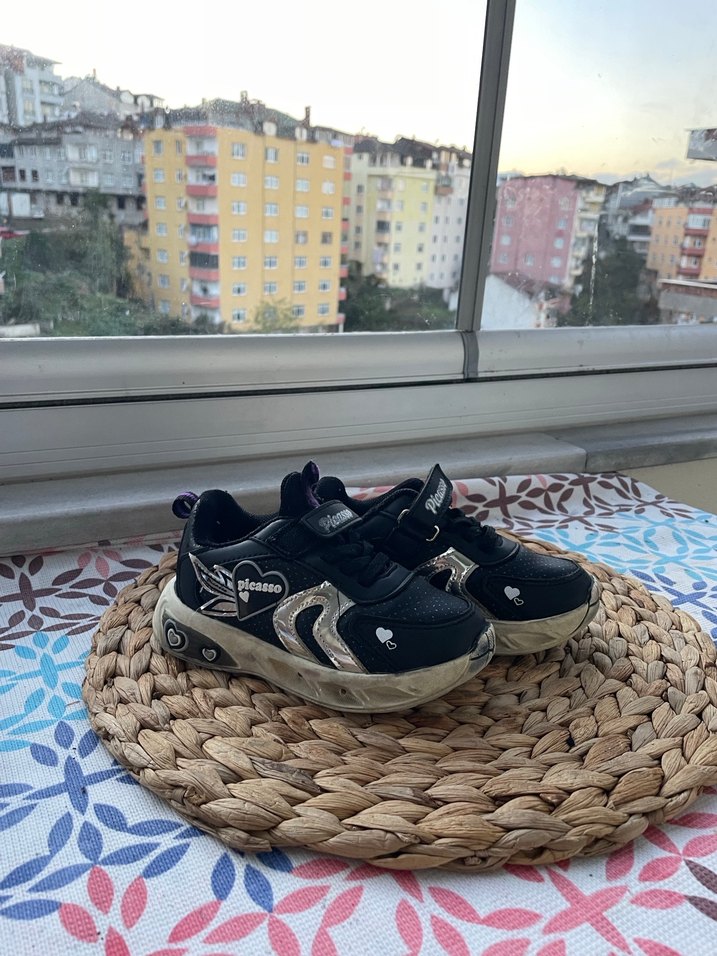 Siyah Yılan Desenli Kız Çocuk Spor Ayakkabı - Görsel 2