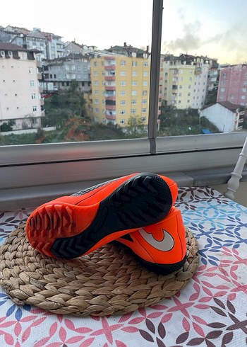 Turuncu Yılan Desenli Erkek Futbol Ayakkabısı - Görsel 3