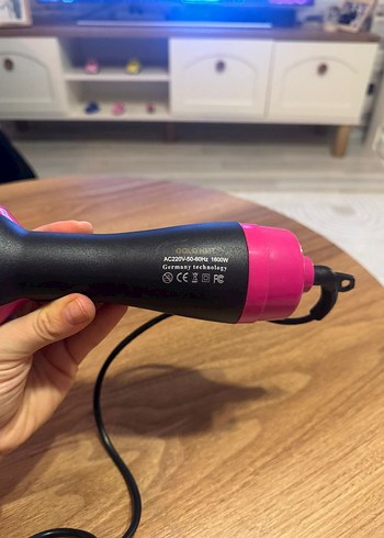 Pembe Renkli Saç Kurutma Fırçası - Görsel 2