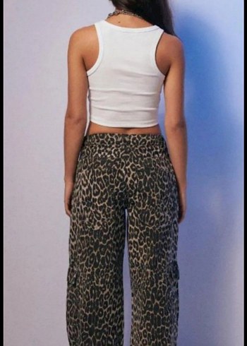 Leoparlı pantolon düşük bel Y2K tarzında