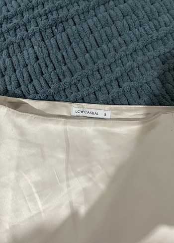 saten yırtmaçlı etek - Görsel 2