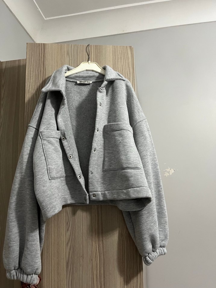 Gri Düğmeli Mini Kadın Sweatshirt - Görsel 3