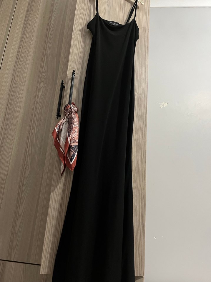 Uzun Drapeli İnce askılı maxi elbise - Görsel 2