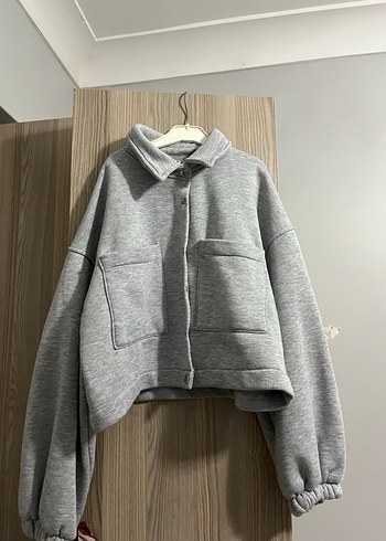 Gri Düğmeli Kısa hırka - Görsel 3