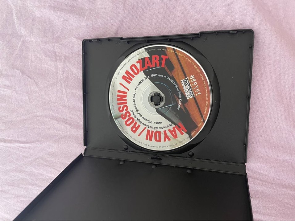 Klasik Müzik DVD'si: Haydn, Rossini, Mozart - Görsel 5