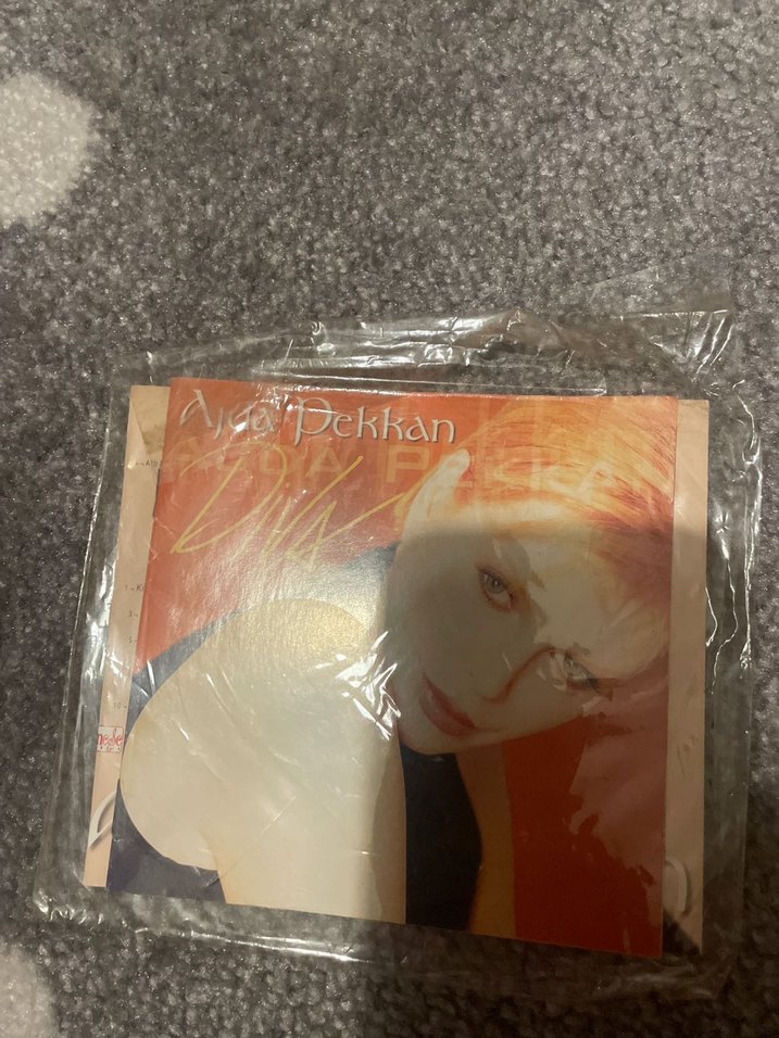 Aşka Dair - cd ajda pekkan - Görsel 3