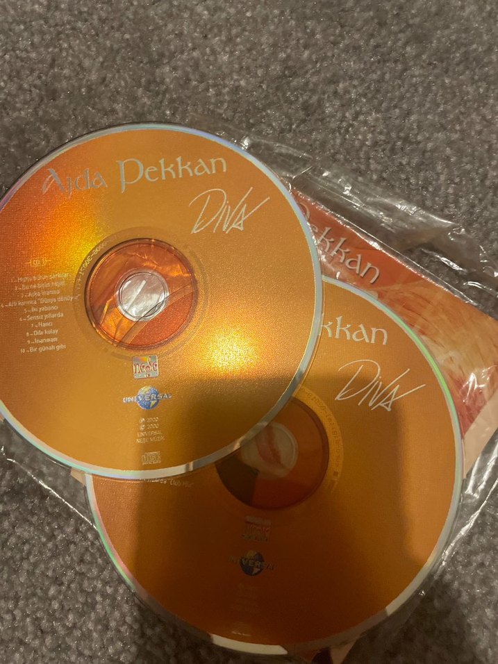Aşka Dair - cd ajda pekkan - Görsel 2