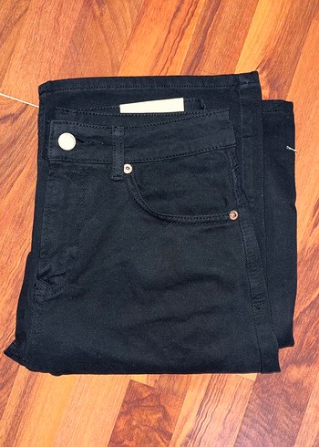 Stradivarius Kadın Siyah Denim Salaş Pantolon