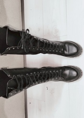 Siyah Deri Gotik Kadın Botları - Görsel 2