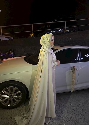 Beyaz Drape Detaylı Kadın Şal