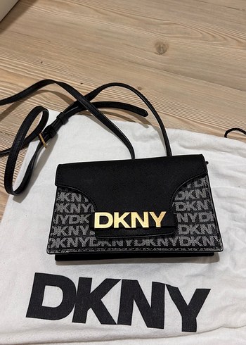 DKNY ürünü