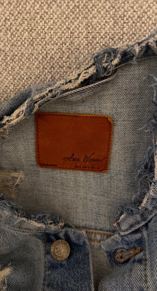 Açık Mavi Yıkamalı Denim Yelek — görsel 3/4