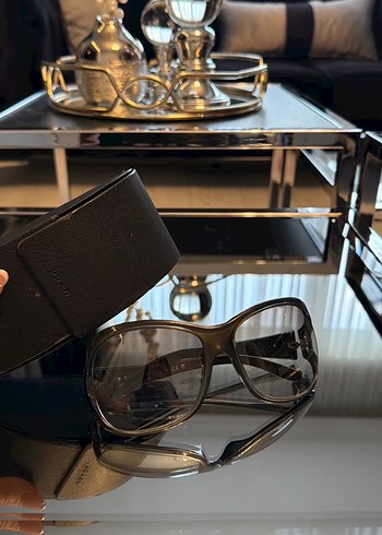 Prada ürünü