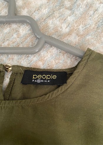 Düğmeli Kısa Kollu Haki Kadın Bluz - Görsel 3