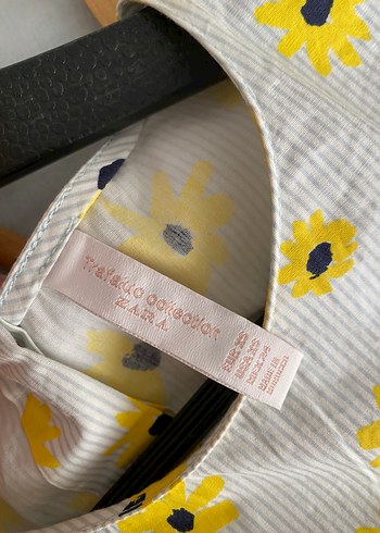 Zara Kız Çocuk Sarı Çiçekli Fırfırlı Bluz - Görsel 3