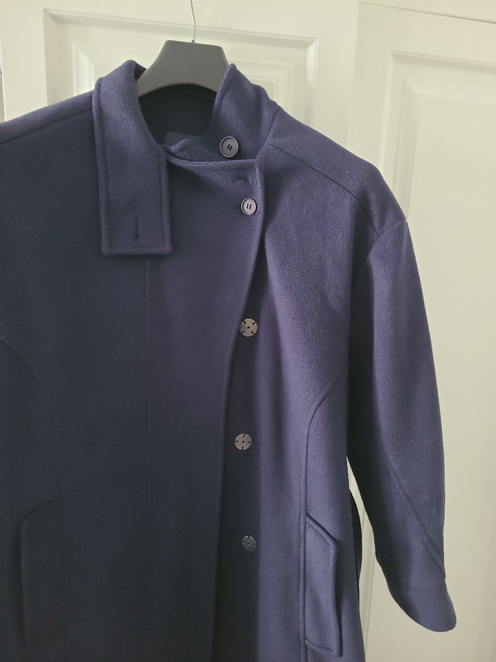 Düğmeli Lacivert  Midi Kaban - Görsel 2