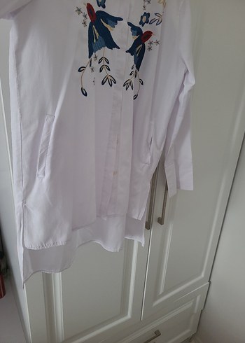 Nakışlı Beyaz Uzun Kollu Kadın Gömlek - Görsel 3