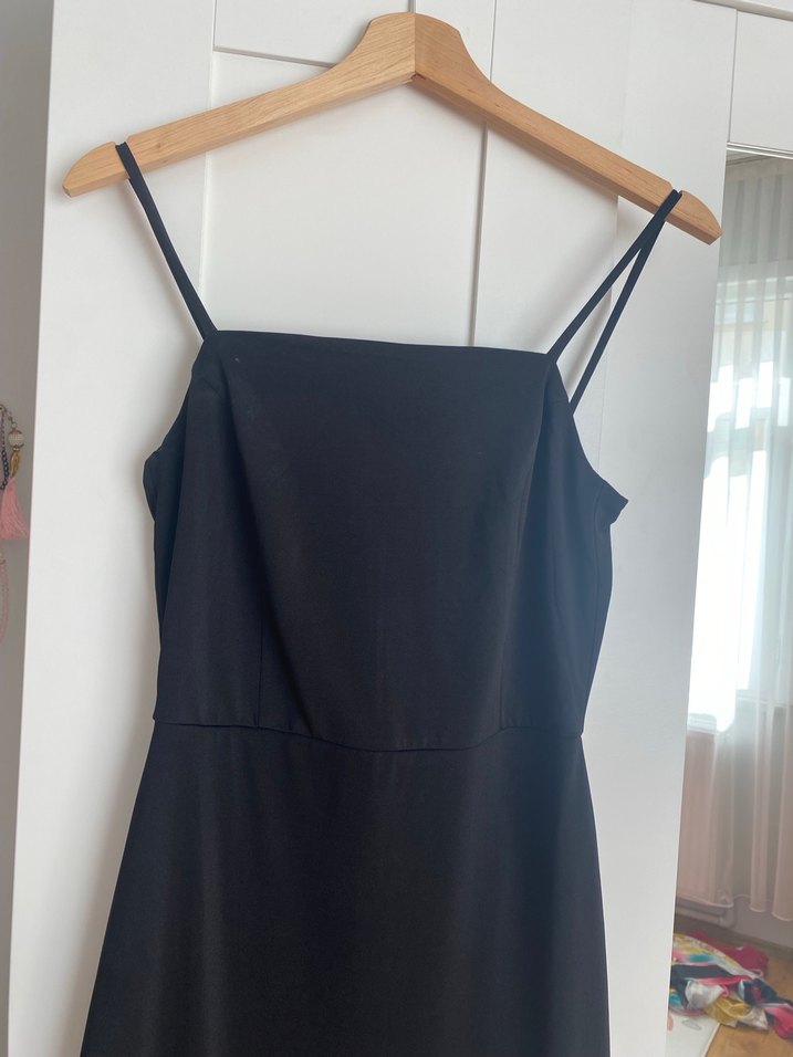 Siyah ince askılı trendyol elbise - Görsel 3