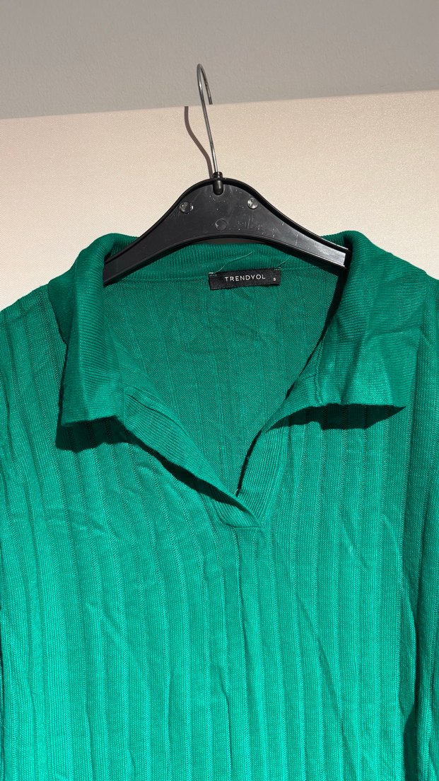 Yeşil Pilili Uzun Kollu Gömlek Yaka Bluz - Görsel 3