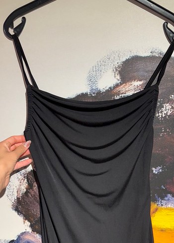 Siyah Drapeli Uzun Askılı Elbise - Görsel 3