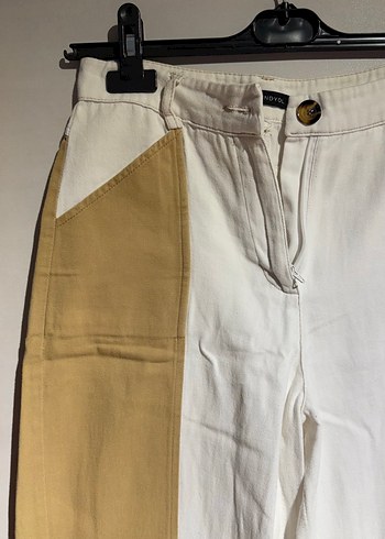 Beyaz Bej Pamuklu Kemerli Bol Kesim Kısa Pantolon - Görsel 5