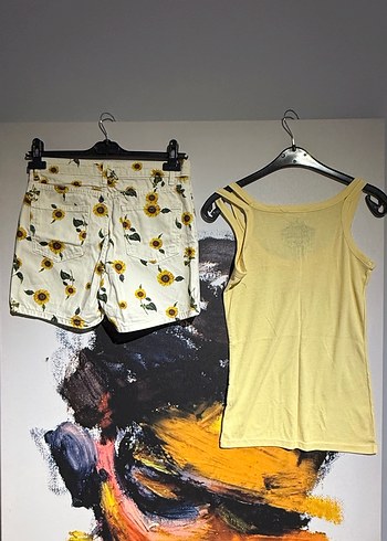 Sarı Desenli Mini Şort Sarı Bluz - Görsel 10