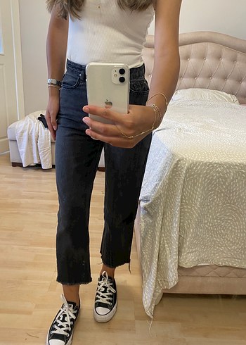 Gri Bol Kesim Midi Crop Jean - Görsel 2