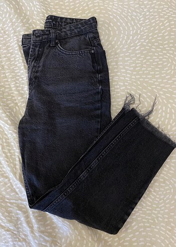 Eskitme Siyah Crop Jean - Görsel 4