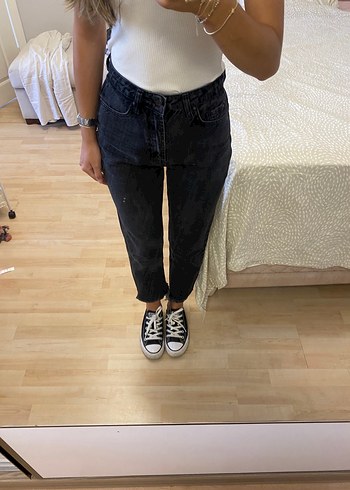 Eskitme Siyah Crop Jean - Görsel 3