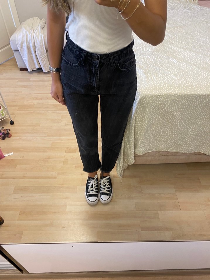 Eskitme Siyah Crop Jean - Görsel 3