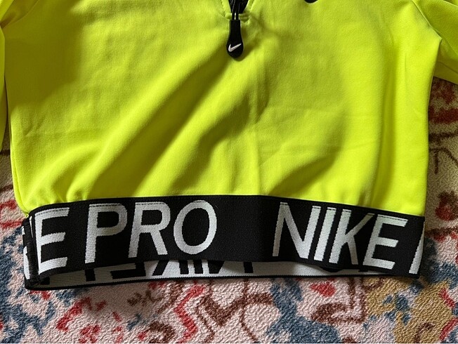 Nike SPORCU GİYİM